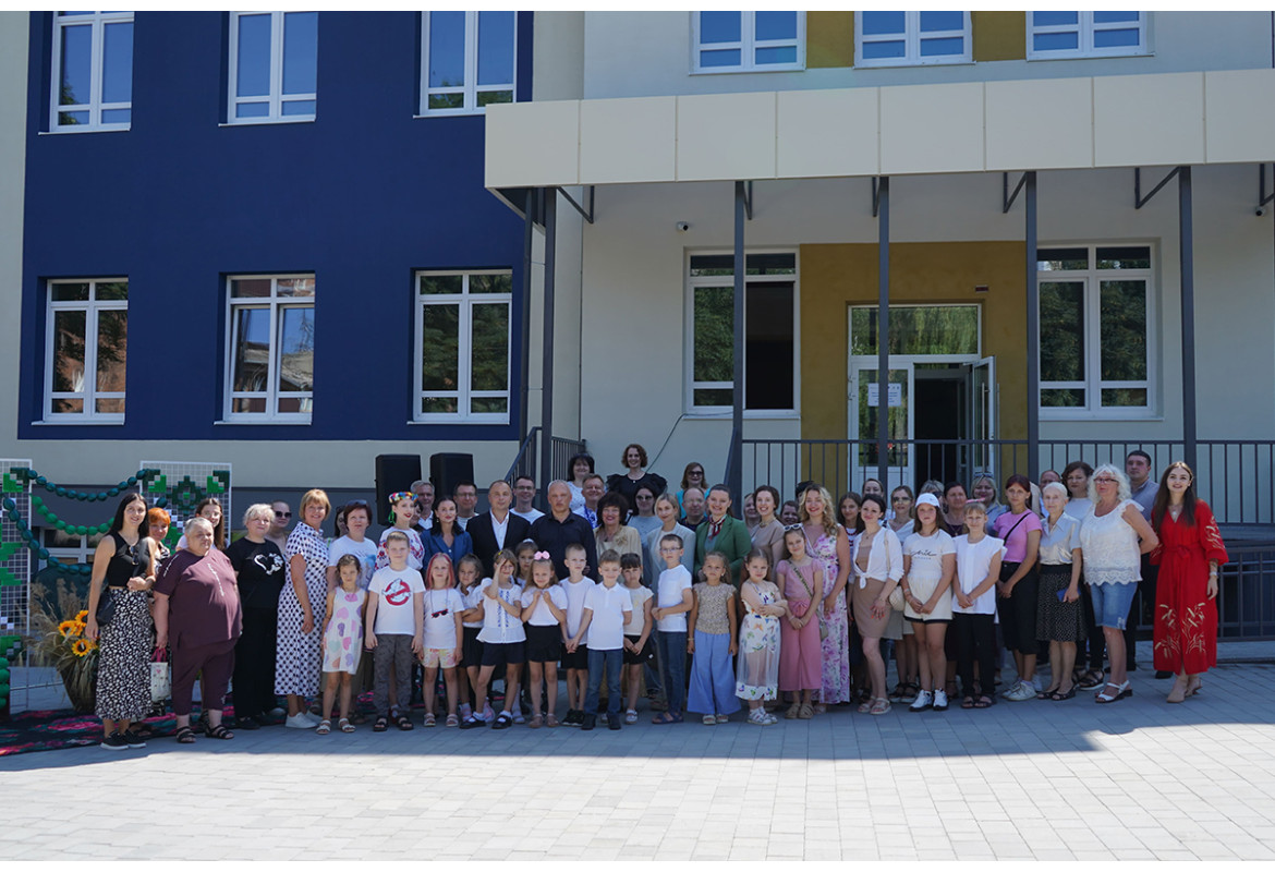 Чернівецька школа відкрилася після масштабної реконструкції за підтримки ЄС