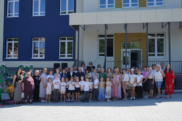 Чернівецька школа відкрилася після масштабної реконструкції за підтримки ЄС