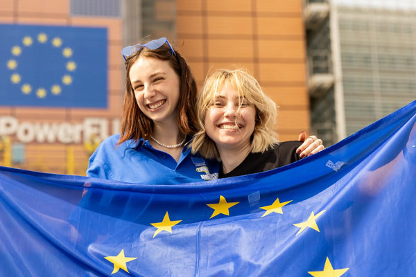 Стажування в Єврокомісії: відкрито набір на програму «Blue Book» весна 2026