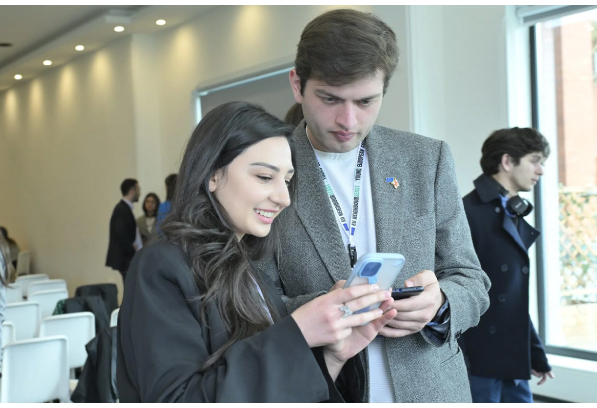 Учасники із України можуть взяти участь у конкурсі ЄС на підтримку фактчекерів