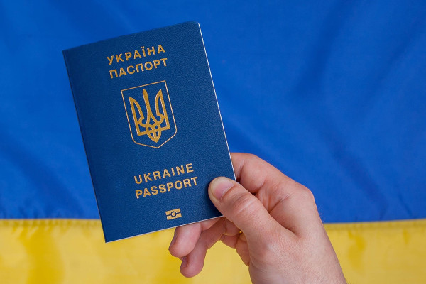 Іноземці, які брали участь у захисті України, зможуть отримати українське громадянство за спрощеною процедурою