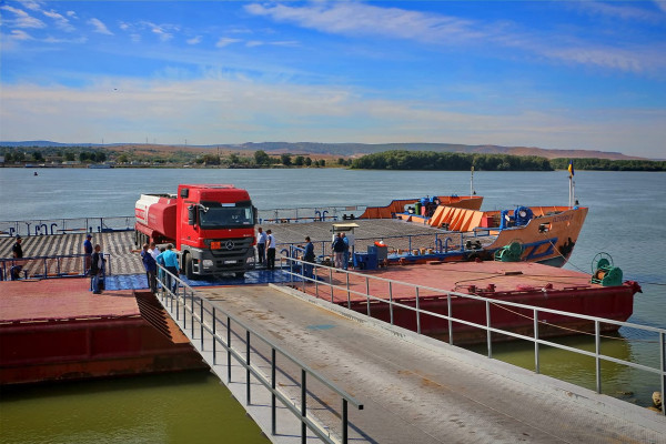 Завдяки переправі «Орлівка – Ісакча» дістатися із України до Румунії  уздовж Дунаю можна за 10 хвилин