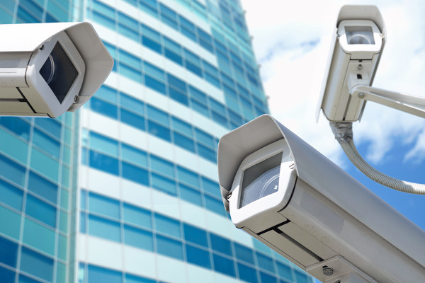  В Україні встановлять камери для фіксації порушень карантину