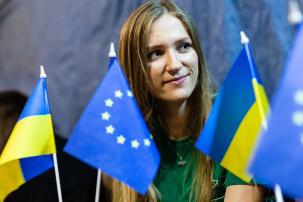 Гранти до 85 тис. євро від 3E4U: фінансування експертних проєктів для євроінтеграції України