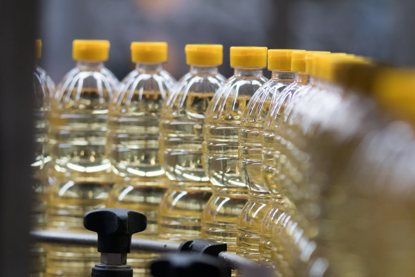 Україна домінує на ринку соняшникової олії ЄС із часткою 92%