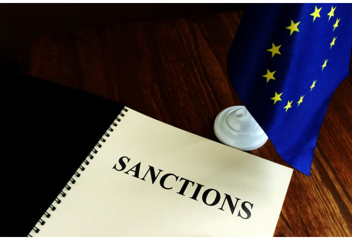 ЄС вивчає можливості конфіскації російських активів на оплату відновлення України
