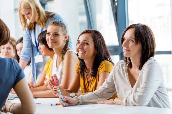 «Жіночий ветеранський рух» відкрив тренінги з релаксації для жительок України