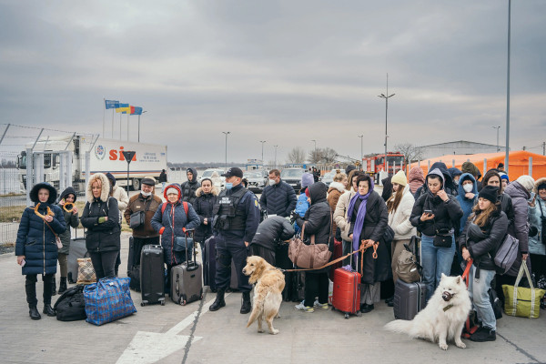 Єврокомісія хоче продовжити для українських біженців статус тимчасового захисту